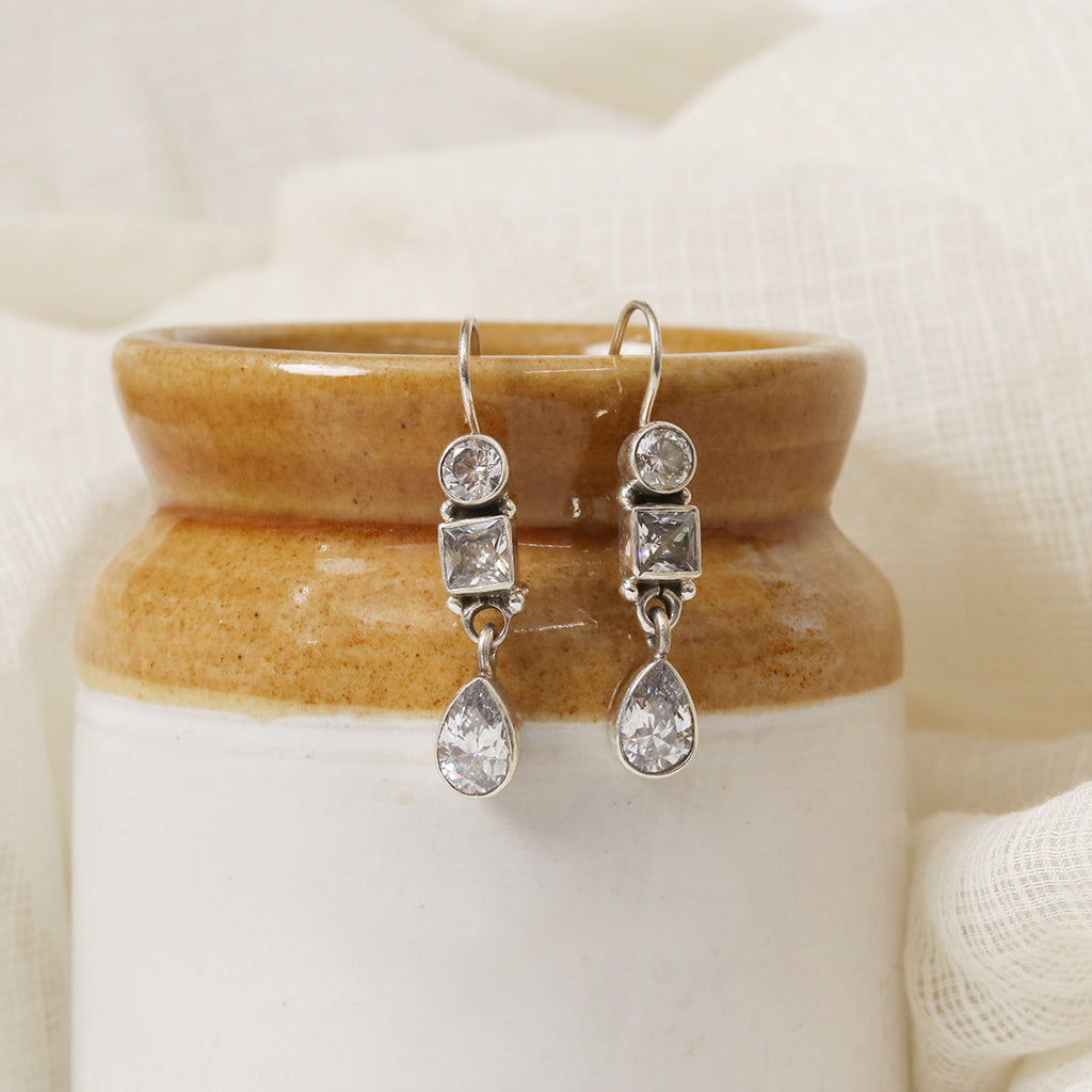 Zircon Delicate Hooks