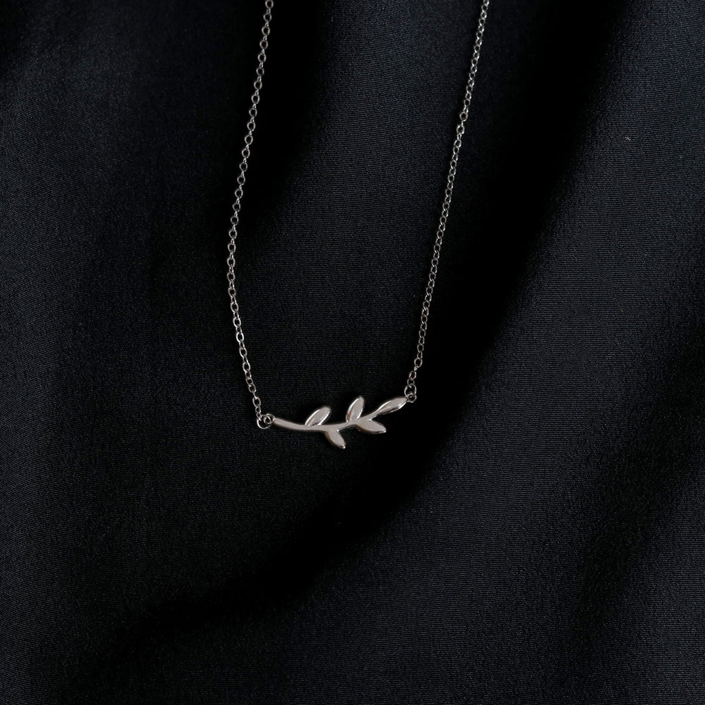 Leafy Affair Necklace-3