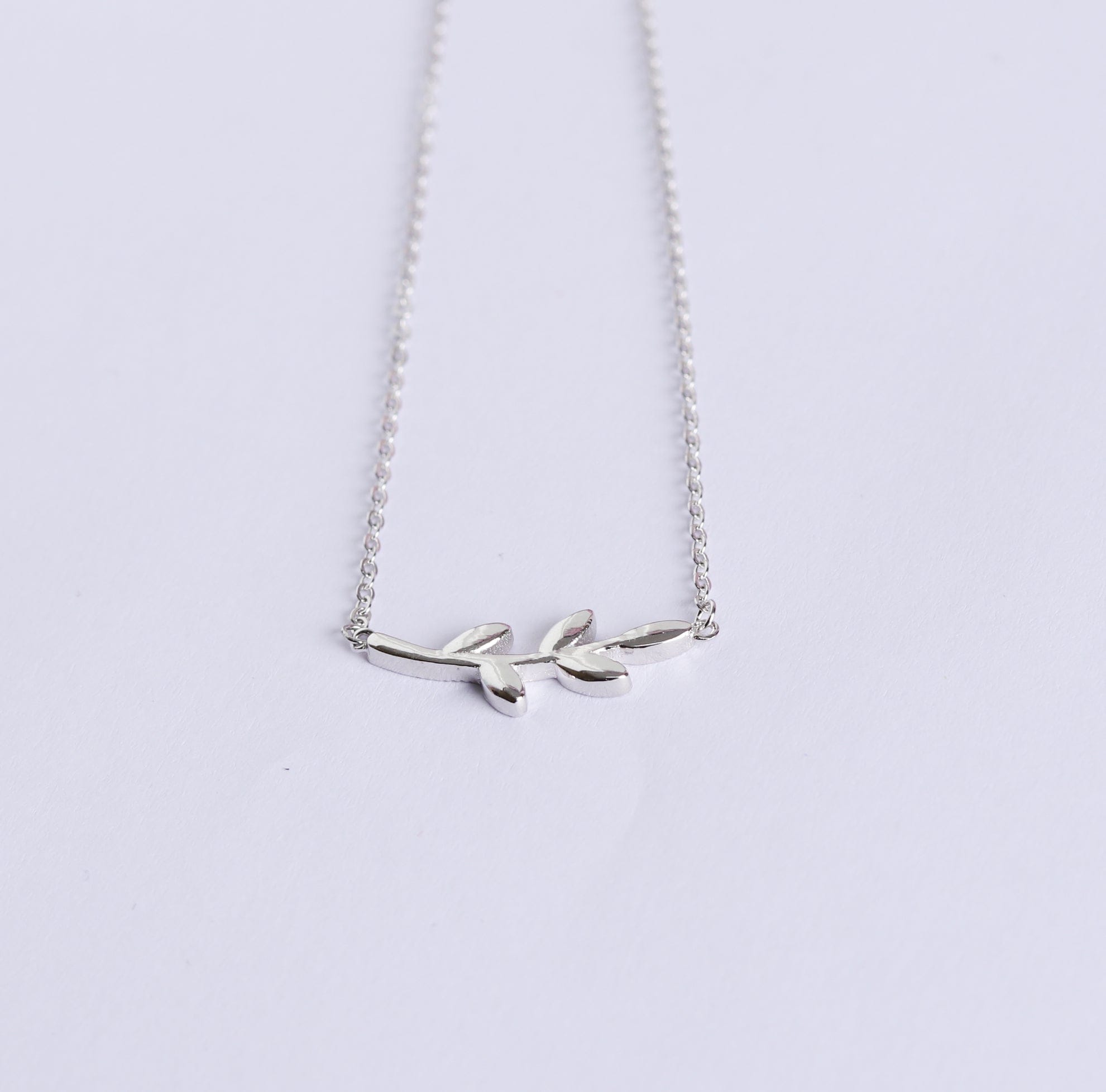 Leafy Affair Necklace-0
