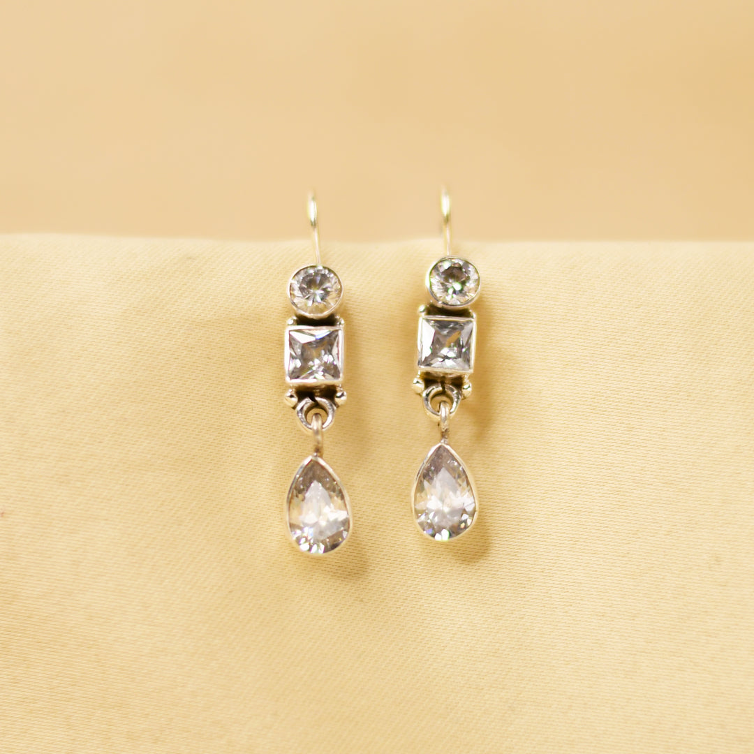 Zircon Delicate Hooks