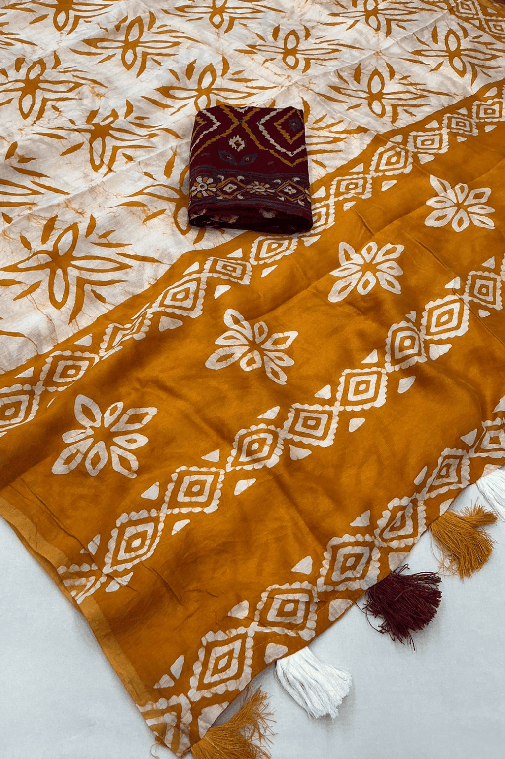 Anandi Hand Batik Chanderi Cotton Saree with Ajrakh Blouse-4